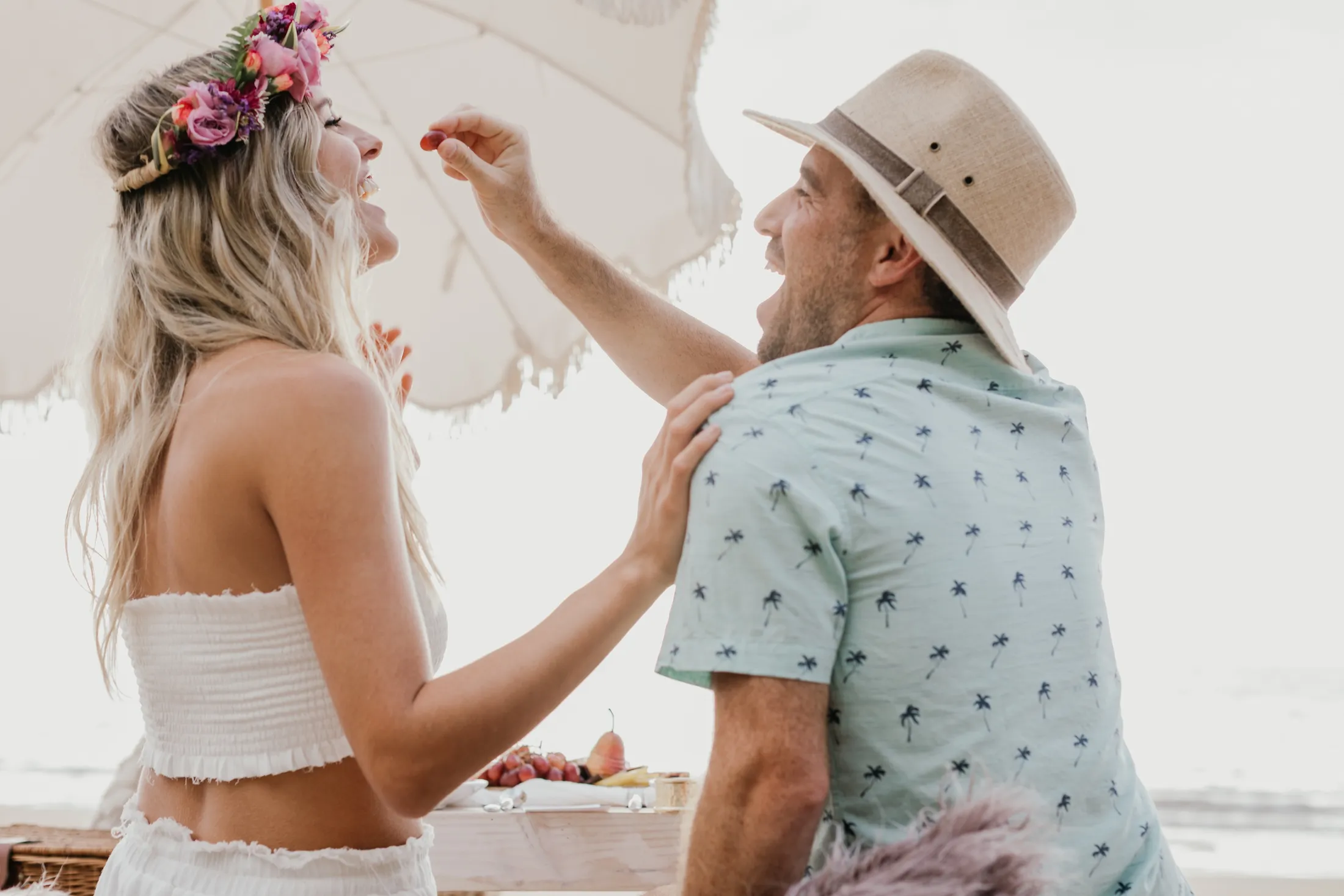 Couple photographed on Maui by Jessie Hawaii Photography