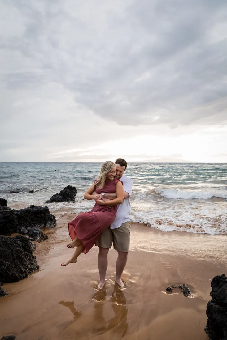 Maui proposal and engagement photo by Jessie Hawaii Photography