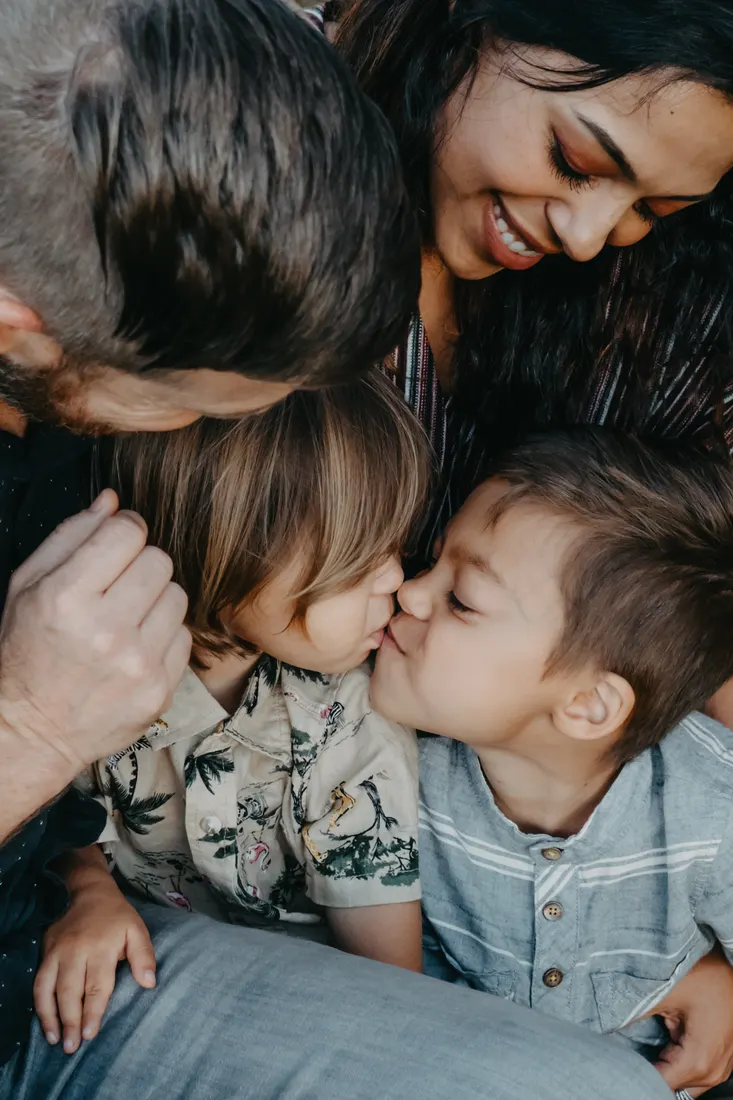Family photographed on Maui by Jessie Hawaii Photography