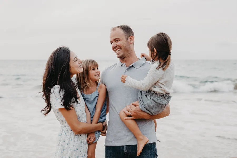 Family photographed on Maui by Jessie Hawaii Photography