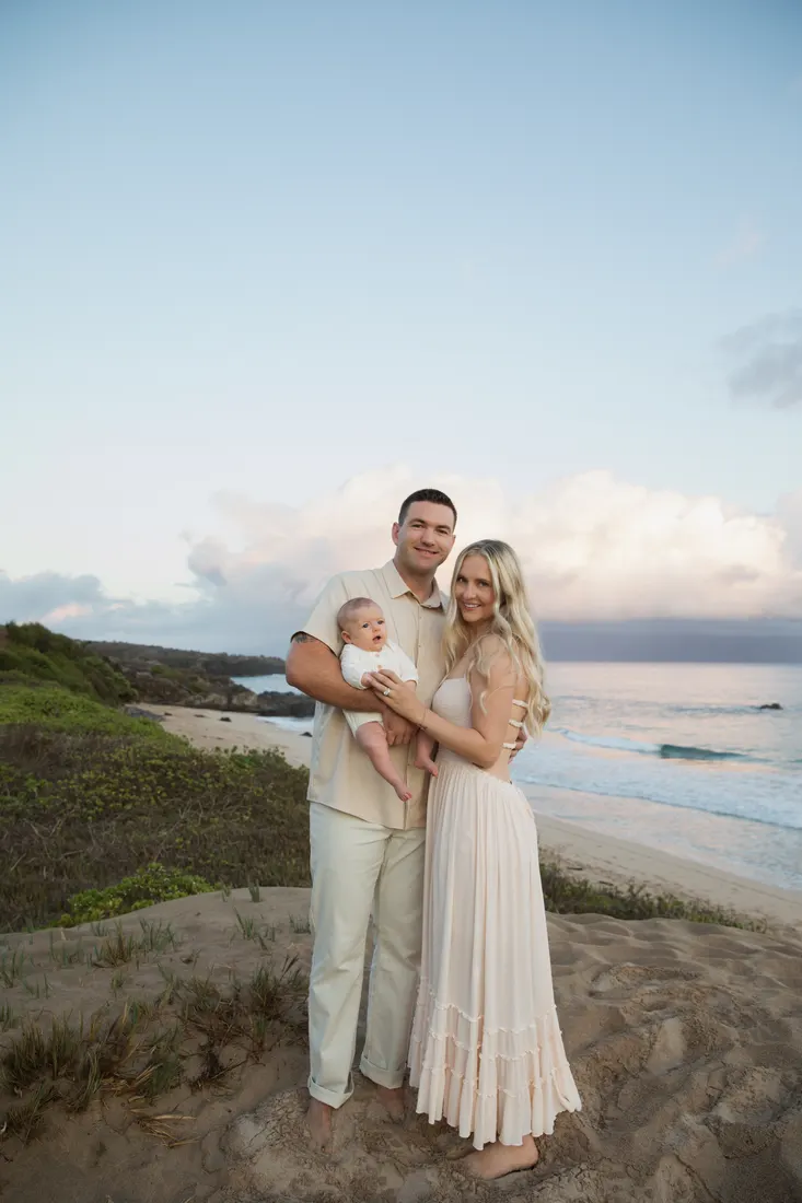 Family photographed on Maui by Jessie Hawaii Photography