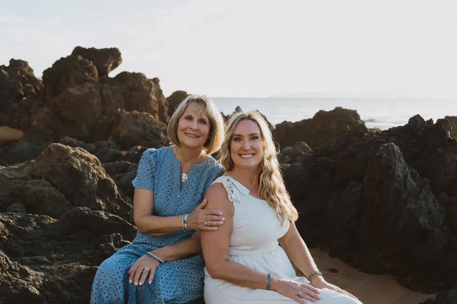 Family photographed on Maui by Jessie Hawaii Photography