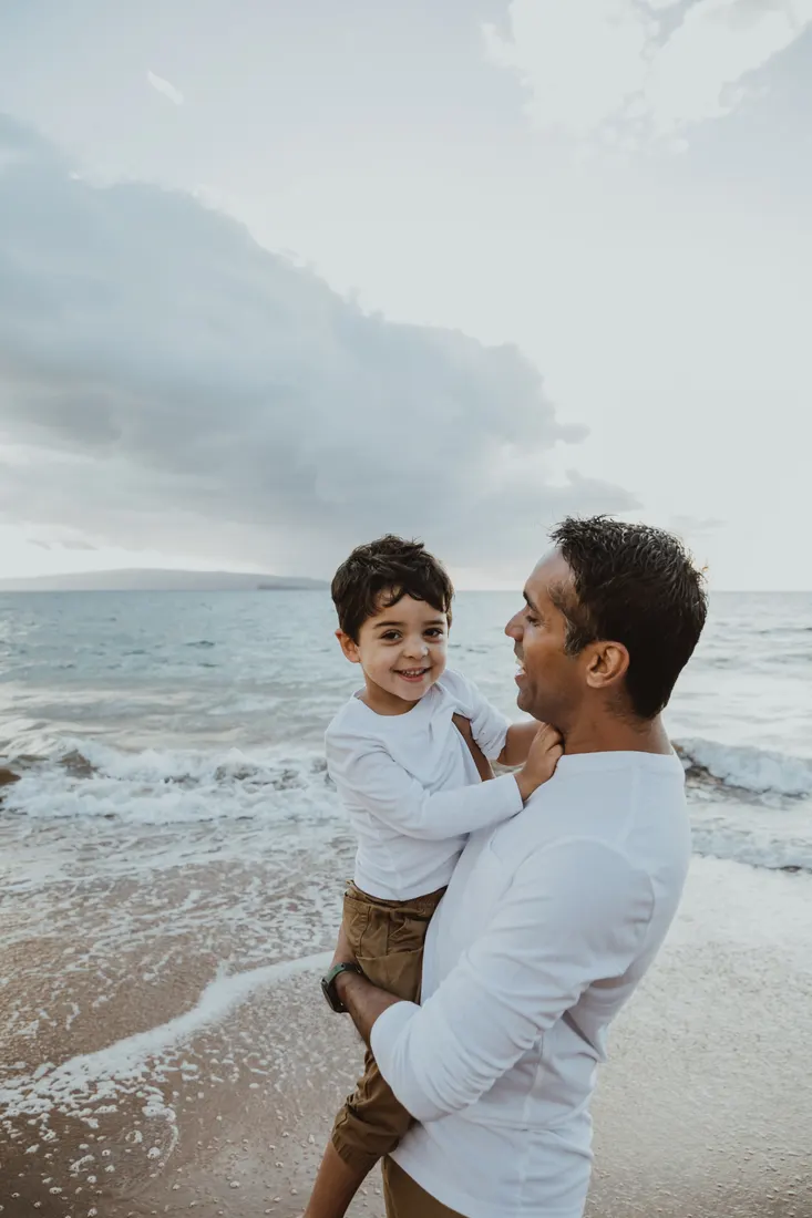 Family photographed on Maui by Jessie Hawaii Photography