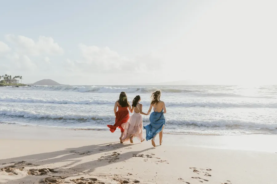 Family photographed on Maui by Jessie Hawaii Photography