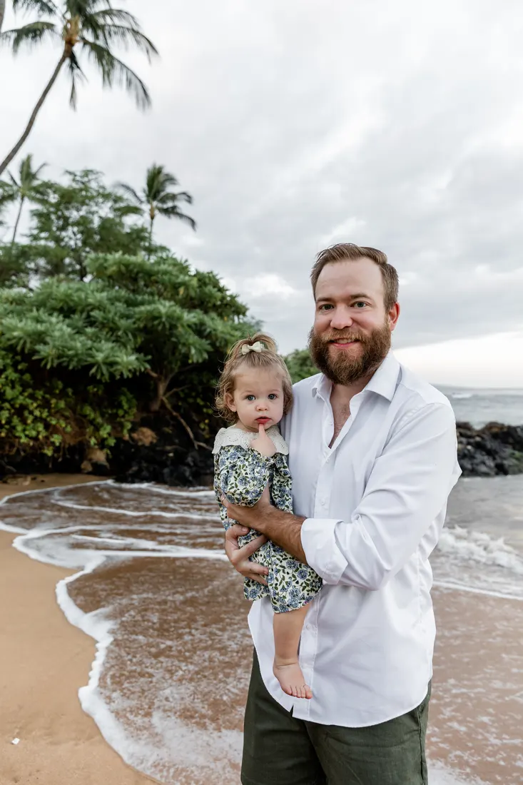 Family photographed on Maui by Jessie Hawaii Photography