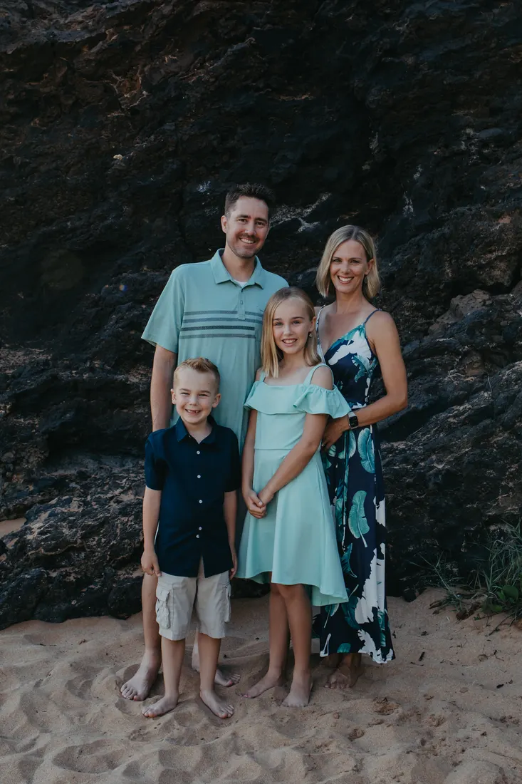 Family photographed on Maui by Jessie Hawaii Photography