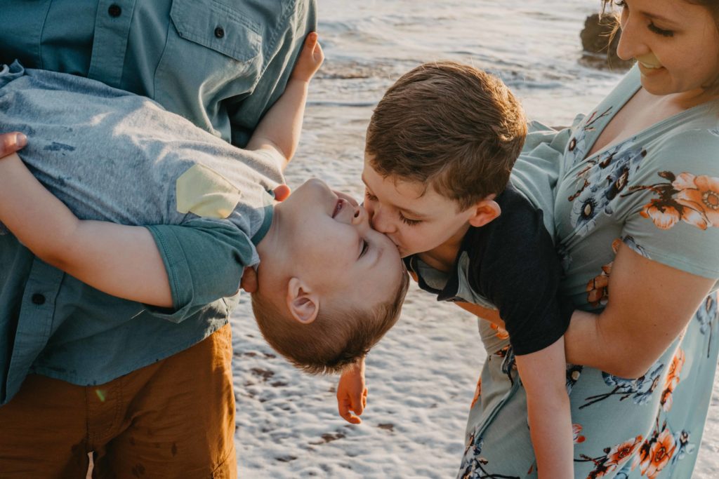 maui family photographer, family session, sun and sea photography