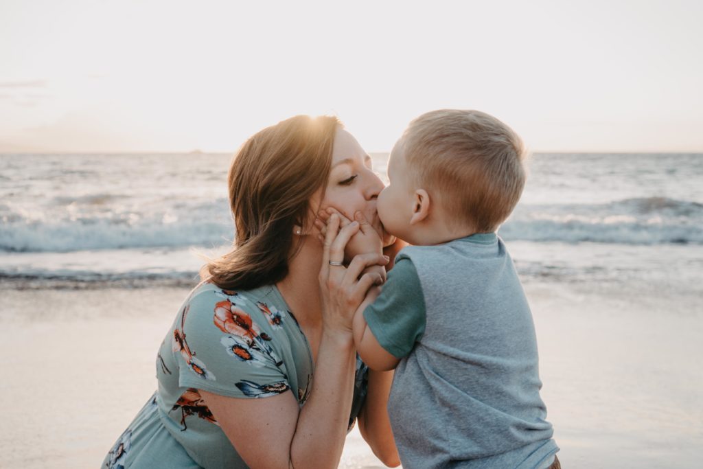 maui family photographer, family session, sun and sea photography
