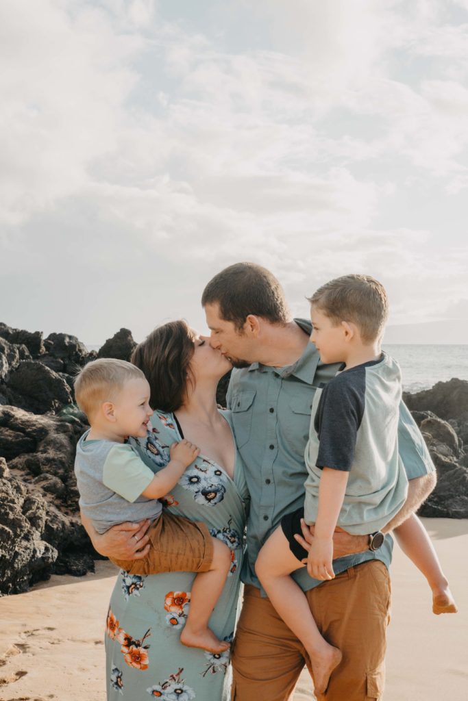 maui family photographer, family session, sun and sea photography