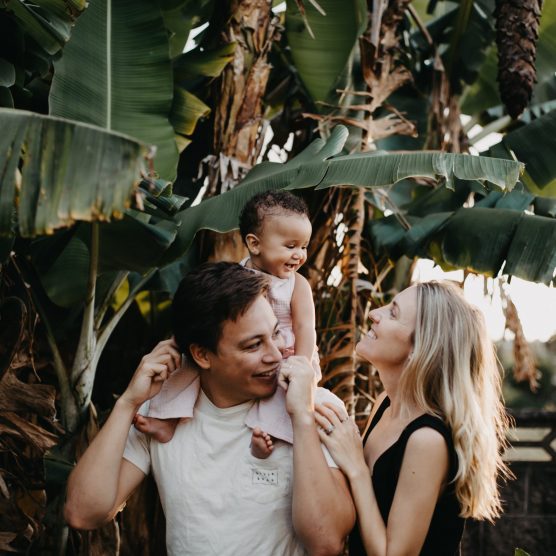 maui family photographer, family session, sun and sea photography